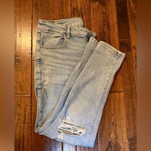 American Eagle light blue distressed jegging